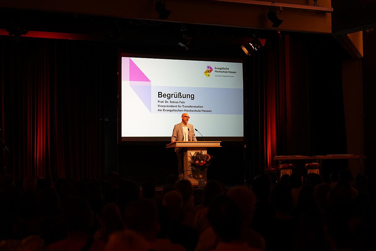 Begrüßung_TobiasFaix